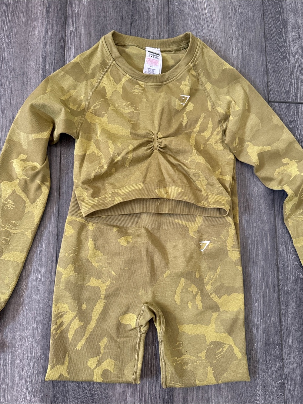 Gymshark Yellowish Camo Ruched Long Sleeve Crop Top & High-Waist Leggings